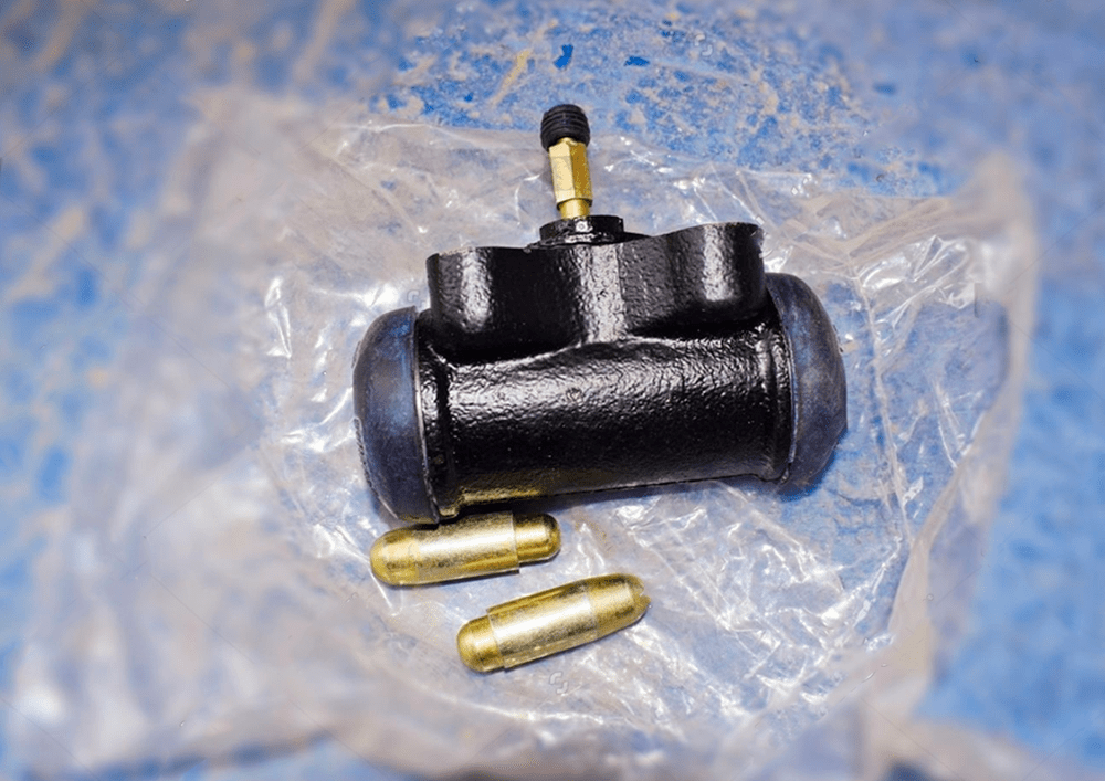 Замена тормозных цилиндров