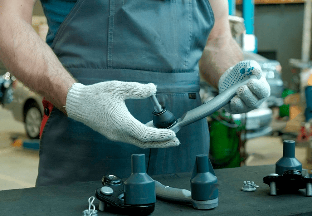 Замена рулевых наконечников