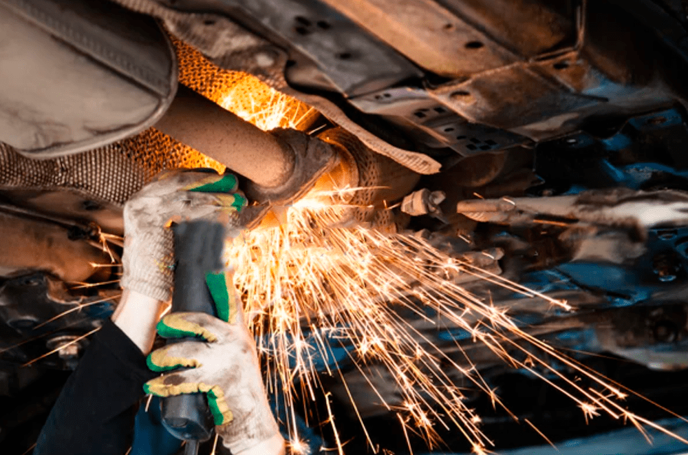 Замена глушителя